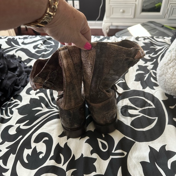 Frye distressed crackle boots - Picture 2 of 5